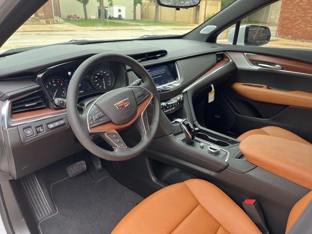 new 2026 Cadillac XT5 car, priced at $60,894