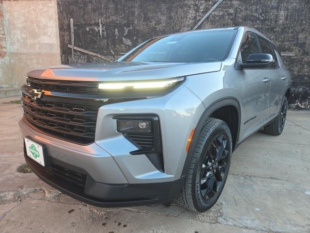new 2026 Chevrolet Traverse car, priced at $43,980