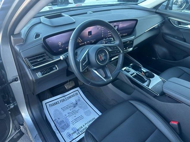 used 2025 Buick Envision car, priced at $29,250