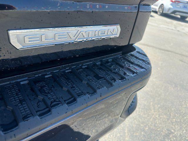 new 2026 GMC Sierra 1500 car, priced at $52,925