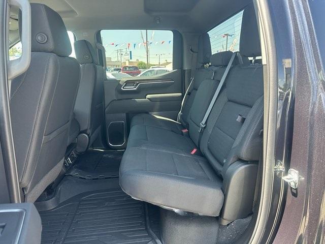 new 2026 GMC Sierra 1500 car, priced at $51,925