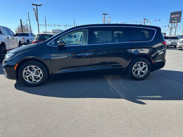 used 2024 Chrysler Pacifica car, priced at $29,490