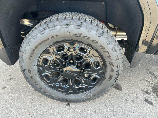 new 2025 GMC Sierra 2500 car, priced at $87,120