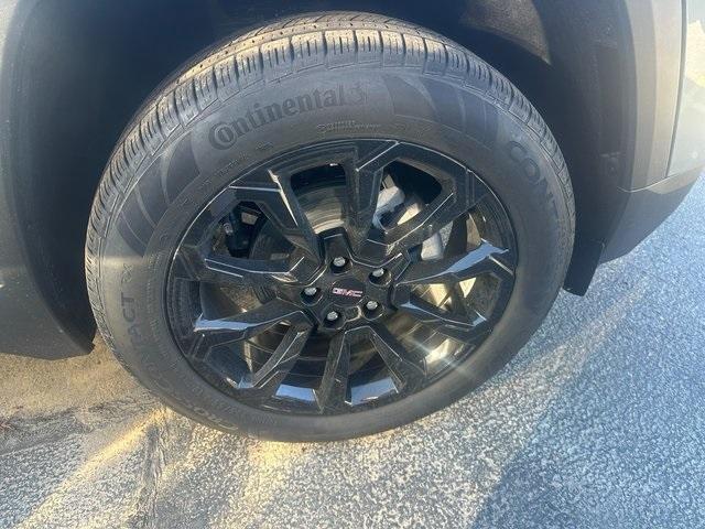 new 2026 GMC Terrain car, priced at $33,285