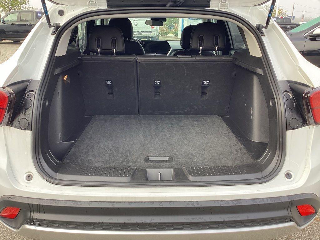 used 2024 Chevrolet Trax car, priced at $19,715