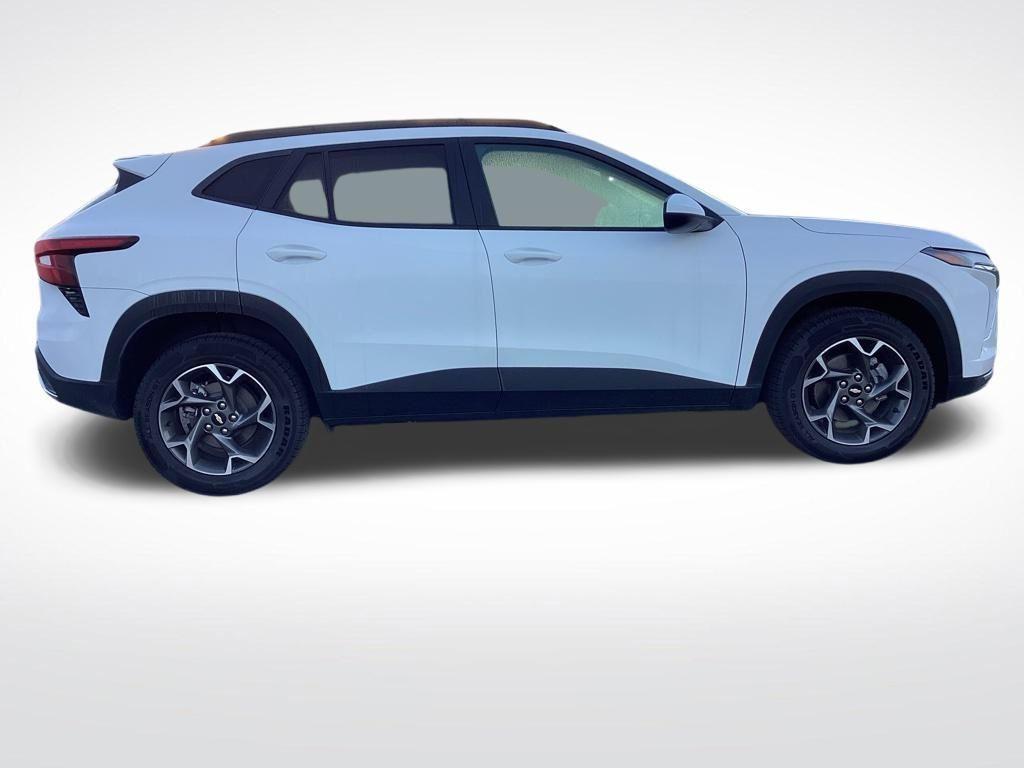 used 2024 Chevrolet Trax car, priced at $19,715