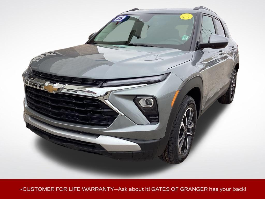 used 2025 Chevrolet TrailBlazer car, priced at $23,490