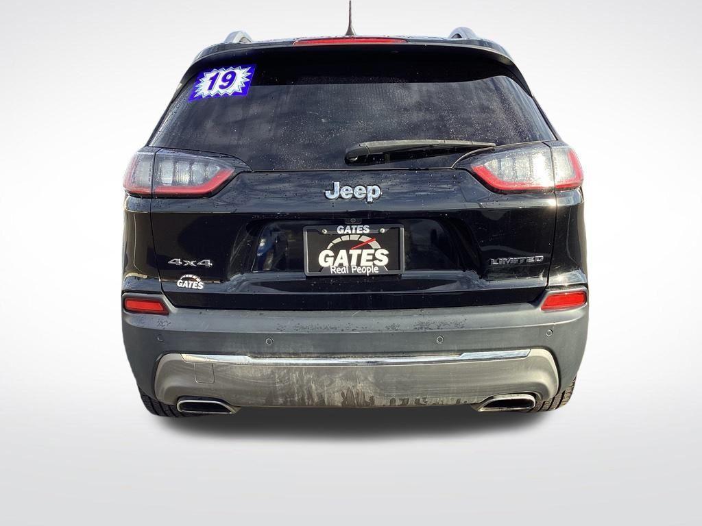 used 2019 Jeep Cherokee car, priced at $18,938