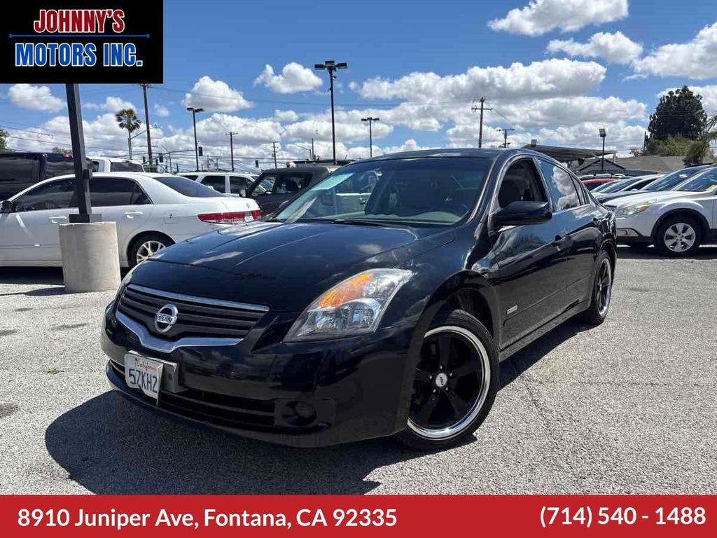 used 2007 Nissan Altima car, priced at $3,950