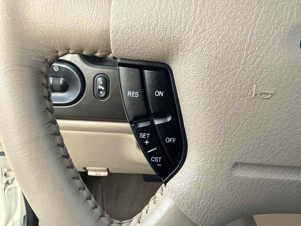 used 2003 Ford Expedition car, priced at $2,950
