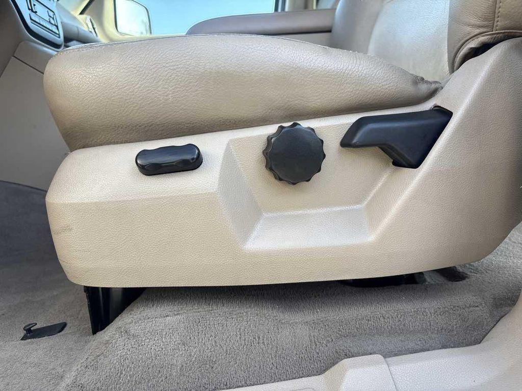 used 2003 Ford Expedition car, priced at $2,950