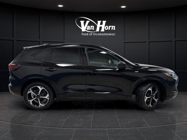 used 2024 Ford Escape car, priced at $25,991