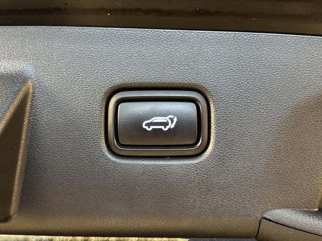 used 2023 Hyundai TUCSON Hybrid car, priced at $22,500