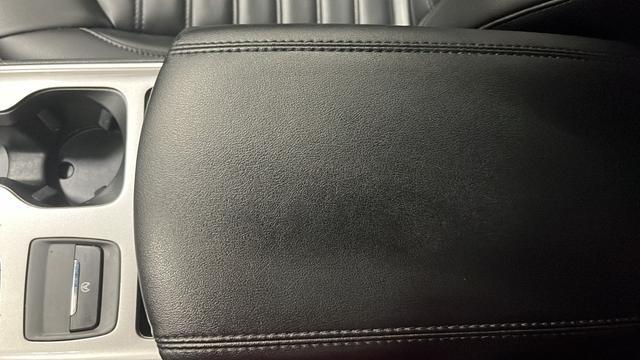 used 2024 Ford Edge car, priced at $29,494