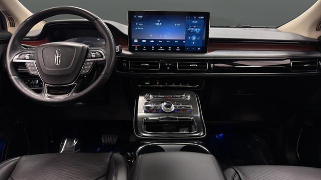 used 2022 Lincoln Nautilus car, priced at $32,899