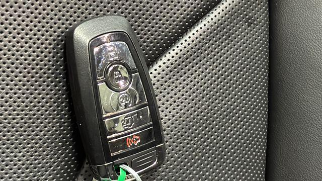 used 2022 Lincoln Nautilus car, priced at $32,899