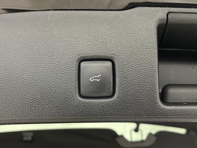 used 2024 Ford Escape PHEV car, priced at $21,500