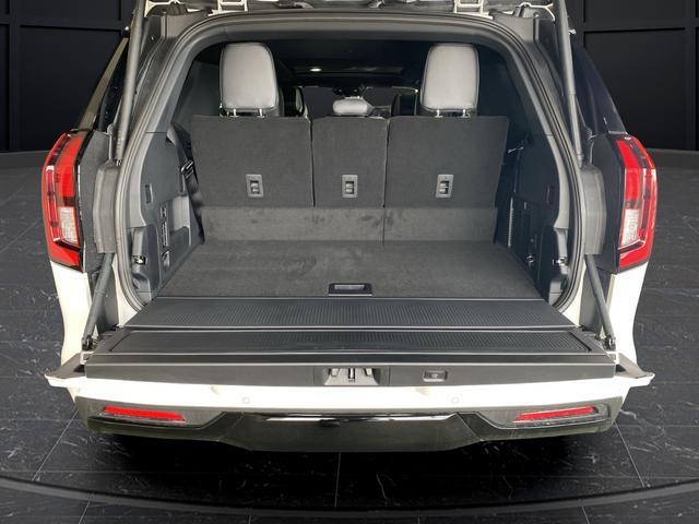 new 2026 Ford Expedition car, priced at $83,995