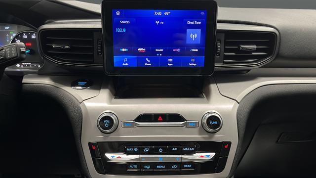 used 2024 Ford Explorer car, priced at $31,305