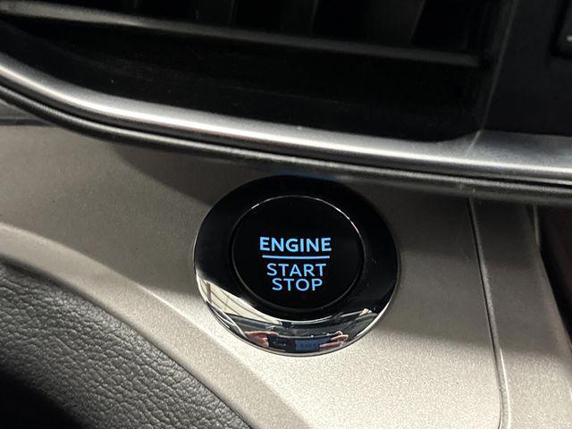 2023 Iconic Silver Metallic Ford Explorer