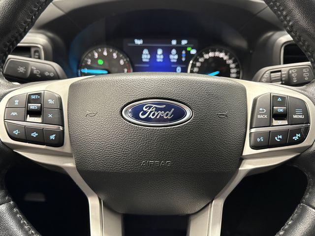 2023 Iconic Silver Metallic Ford Explorer