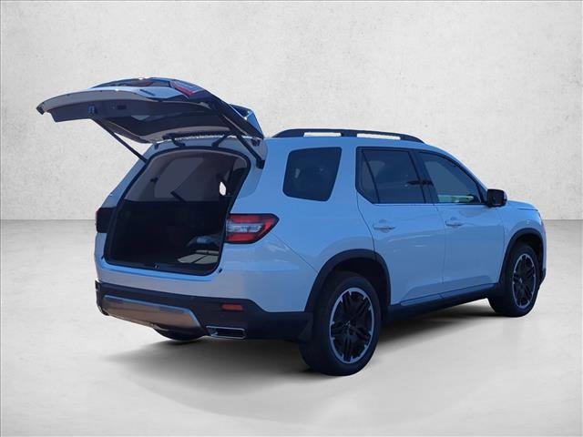 new 2026 Honda Pilot car, priced at $50,190