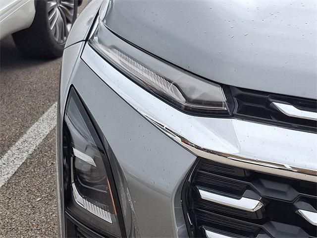 used 2025 Chevrolet Equinox car, priced at $27,500