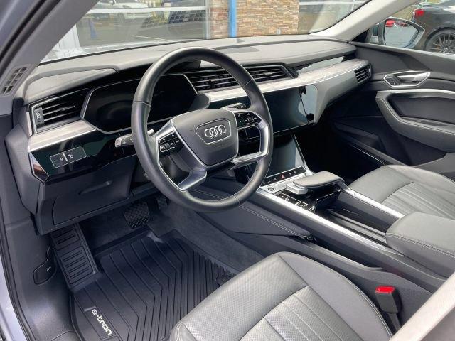 Audi e-tron view 2