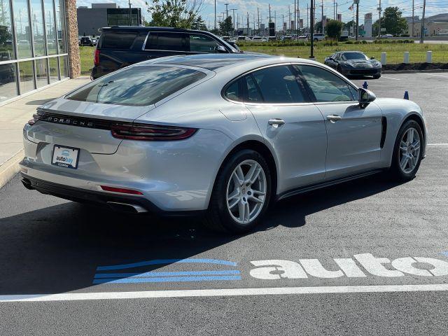 used 2018 Porsche Panamera car