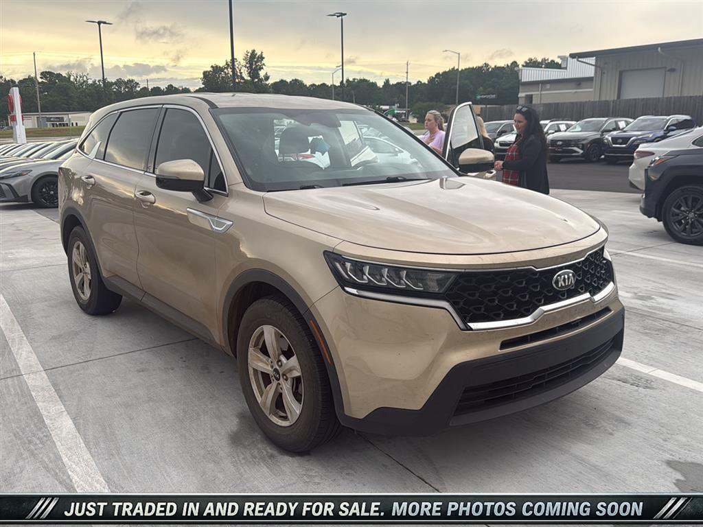 used 2021 Kia Sorento car, priced at $14,999