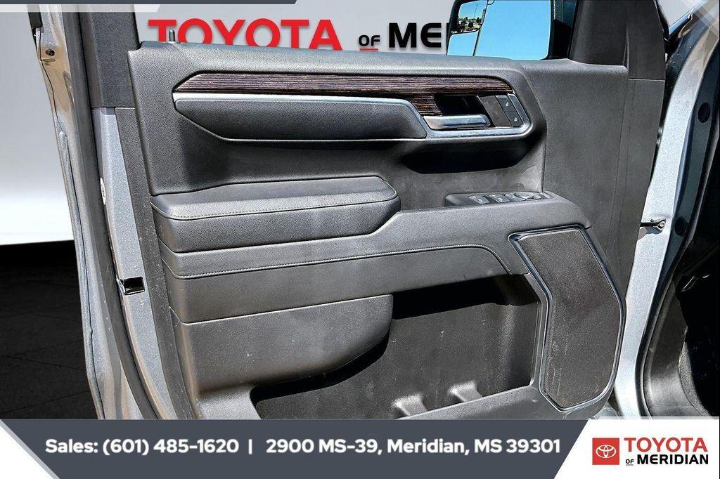 used 2024 GMC Sierra 1500 car, priced at $47,899