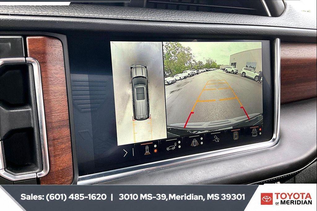 used 2024 GMC Yukon car, priced at $83,499