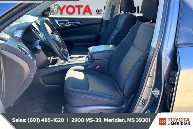 used 2020 Nissan Pathfinder car, priced at $18,772