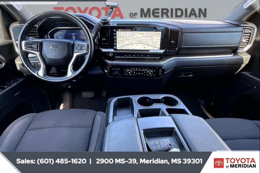 used 2025 Chevrolet Silverado 1500 car, priced at $45,144