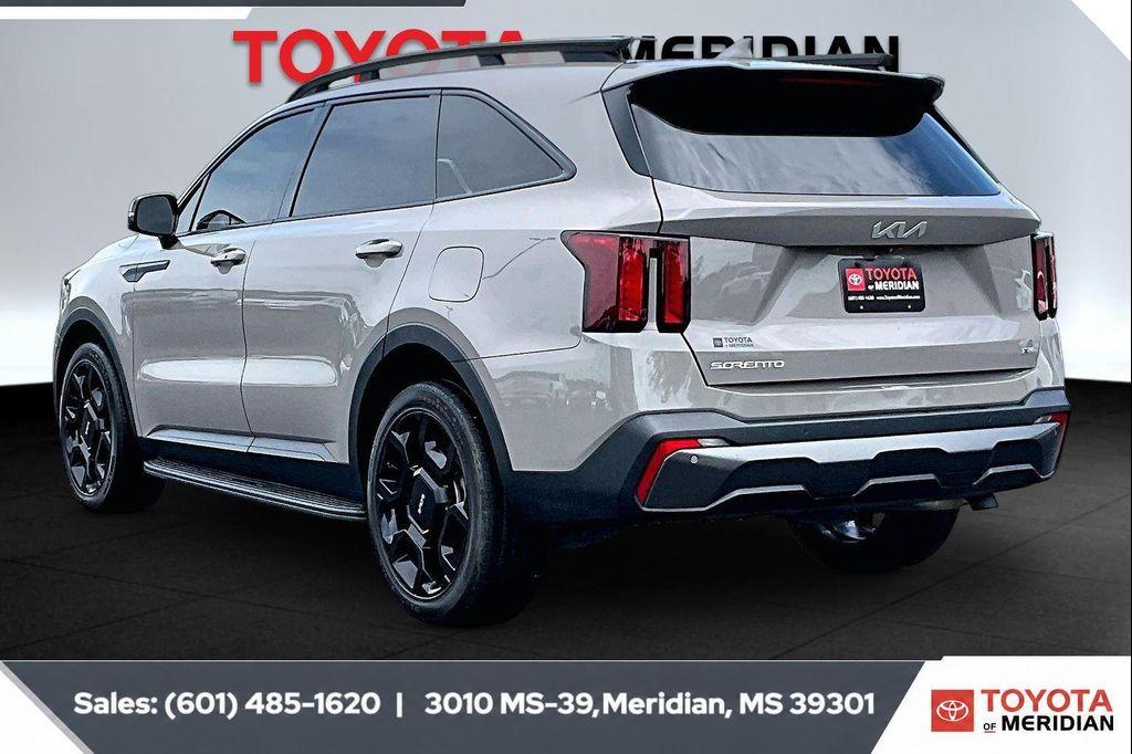 used 2024 Kia Sorento car, priced at $37,366