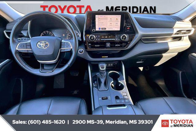 used 2024 Toyota Highlander car, priced at $36,921