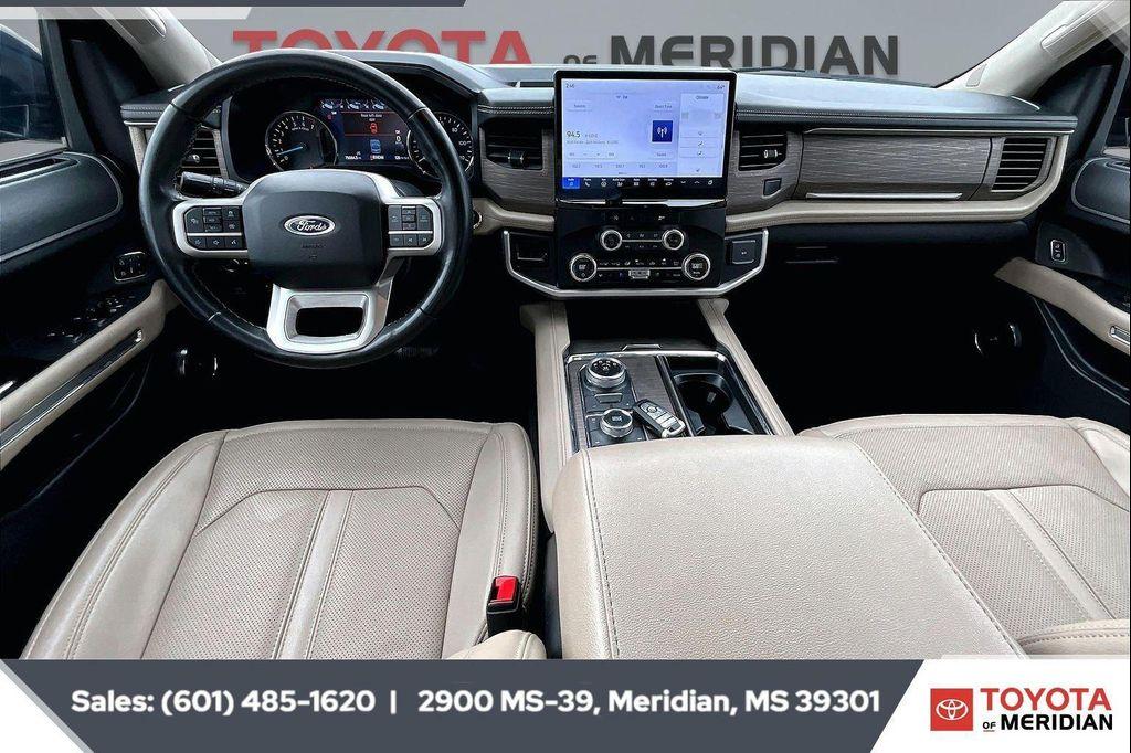 used 2024 Ford Expedition car, priced at $45,199