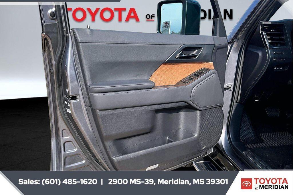 used 2025 Lexus GX 550 car, priced at $92,499