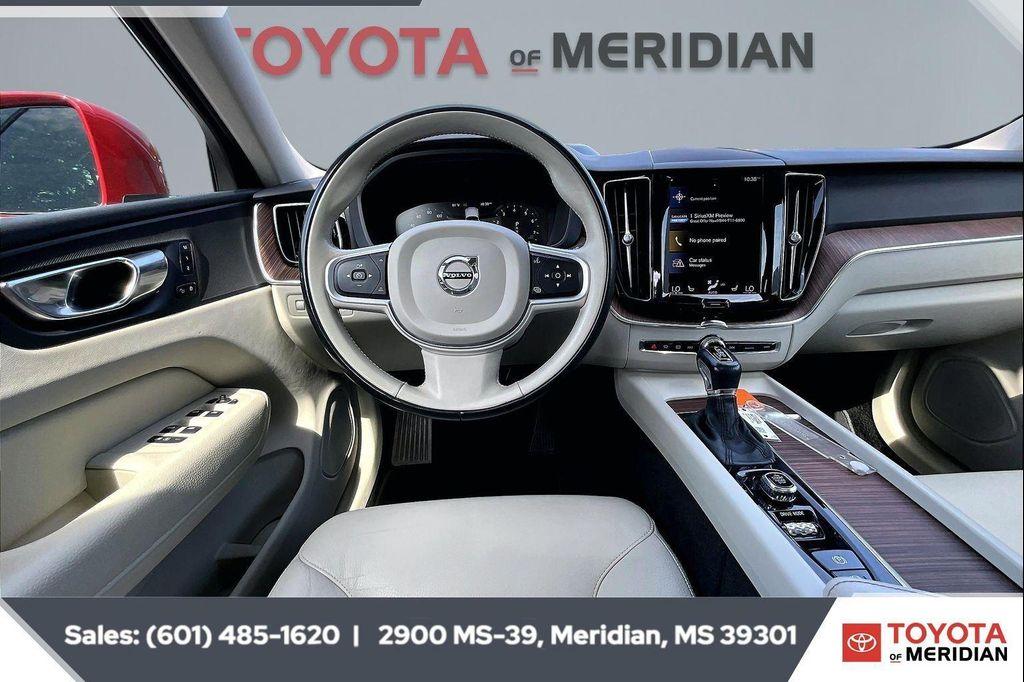 used 2021 Volvo XC60 car, priced at $22,399