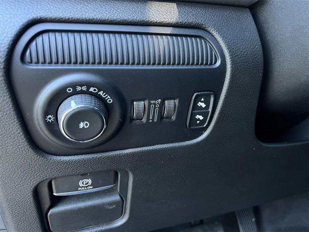 used 2022 Jeep Wagoneer car, priced at $39,974