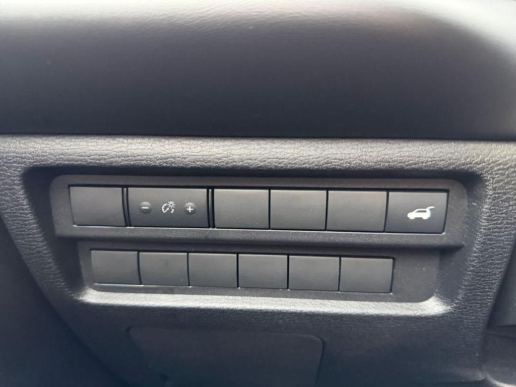 used 2024 Mitsubishi Outlander car, priced at $25,899