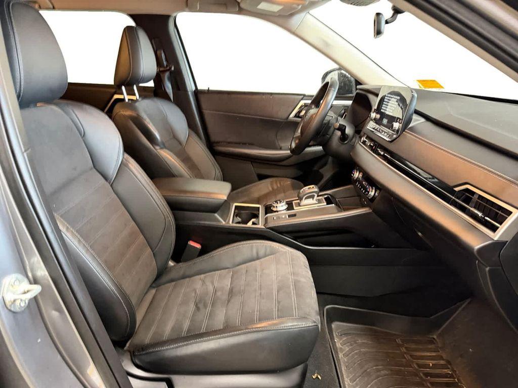 used 2022 Mitsubishi Outlander car, priced at $18,998