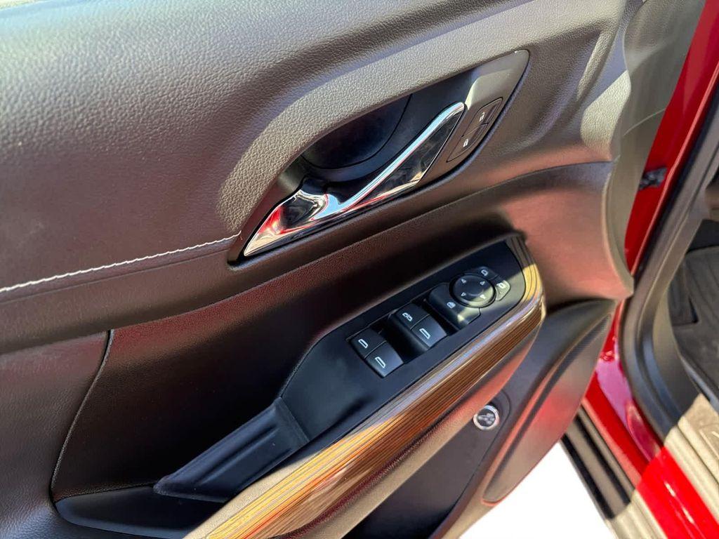 used 2023 GMC Acadia car, priced at $30,985