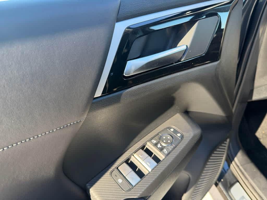 new 2025 Mitsubishi Outlander PHEV car, priced at $46,200