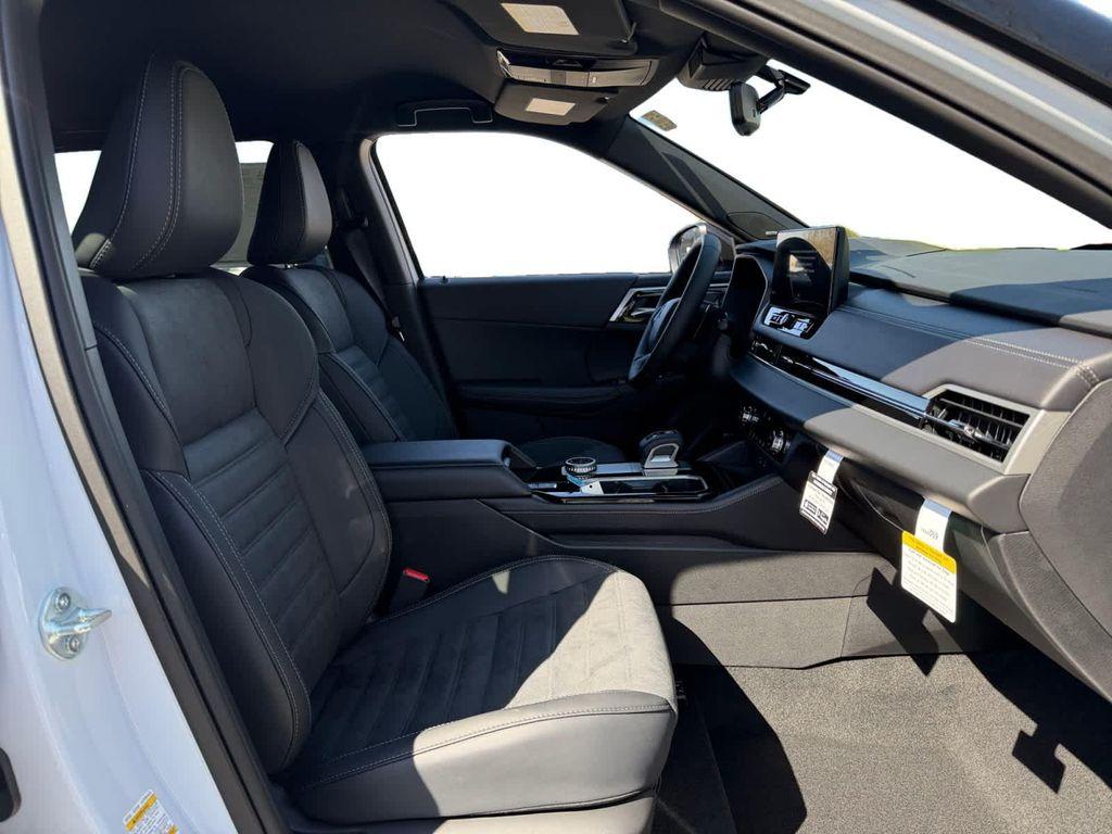 new 2026 Mitsubishi Outlander car, priced at $35,070