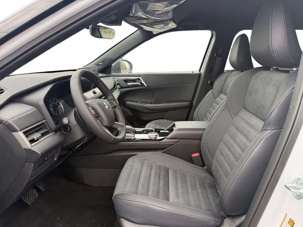 new 2026 Mitsubishi Outlander car, priced at $34,570