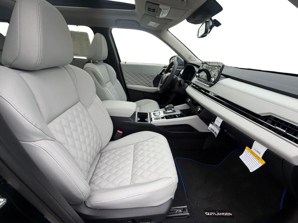 new 2025 Mitsubishi Outlander PHEV car, priced at $52,525