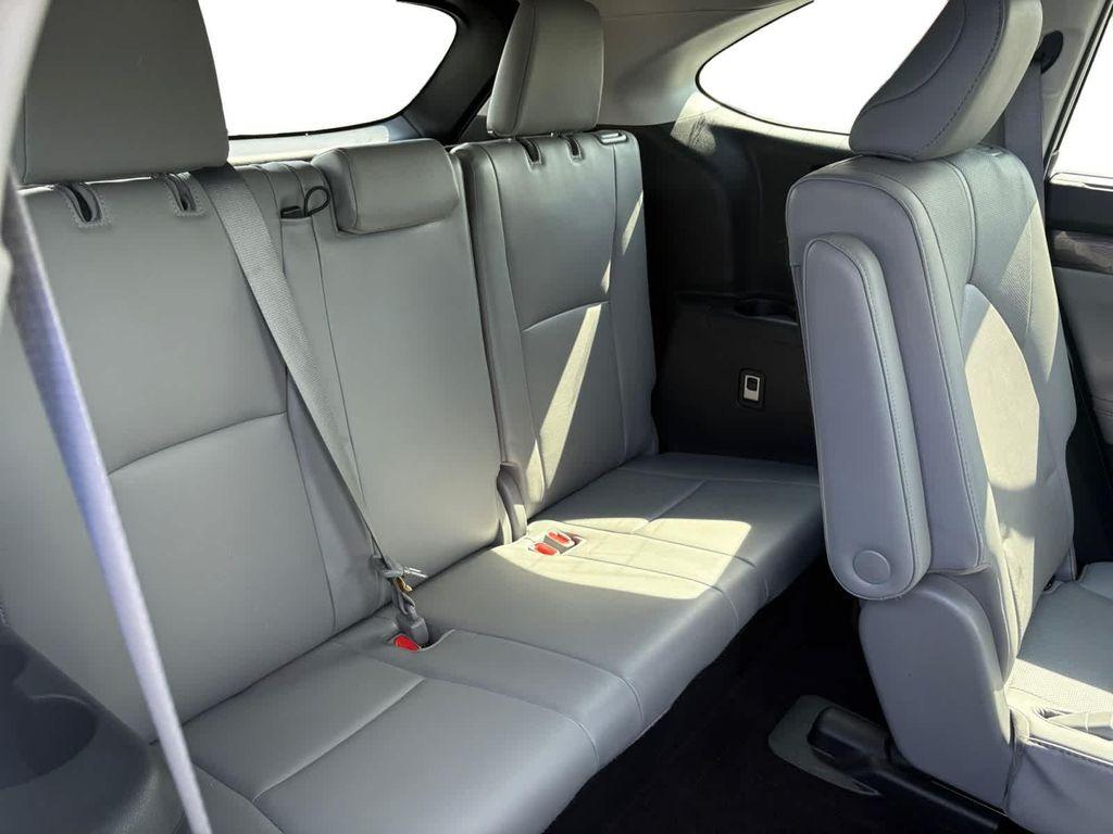 used 2020 Toyota Highlander car, priced at $28,985