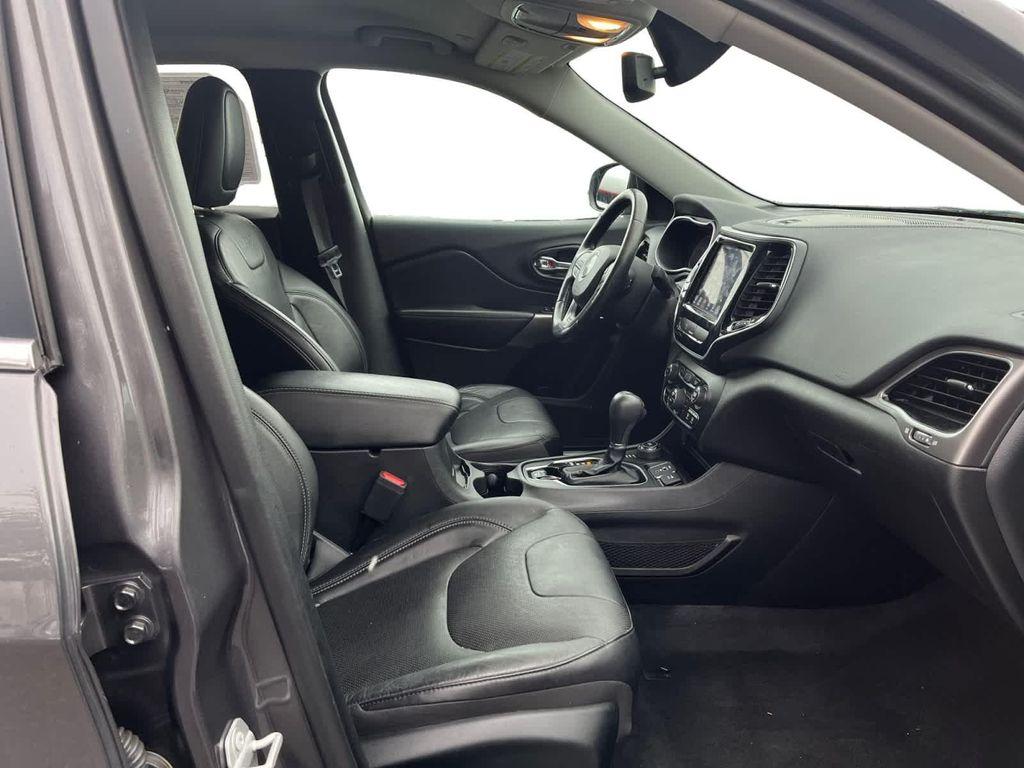 used 2020 Jeep Cherokee car, priced at $18,835