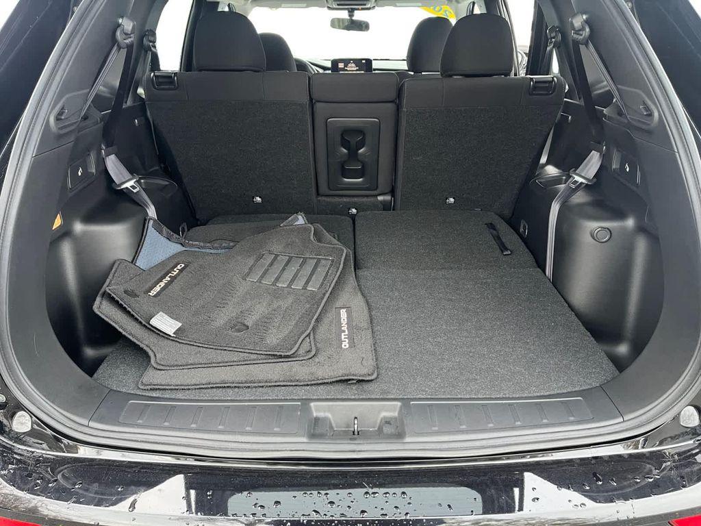 used 2024 Mitsubishi Outlander car, priced at $26,999